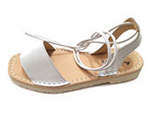 Photo of Isis sandals with padded insole / White 1