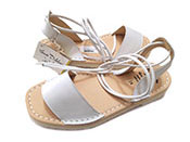 Photo of Isis sandals with padded insole / White 2