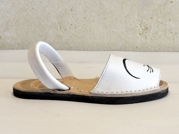 Photo of Hand-painted sandals / White