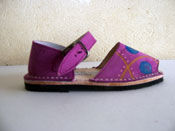 Photo of Friar painted sandals / Mora