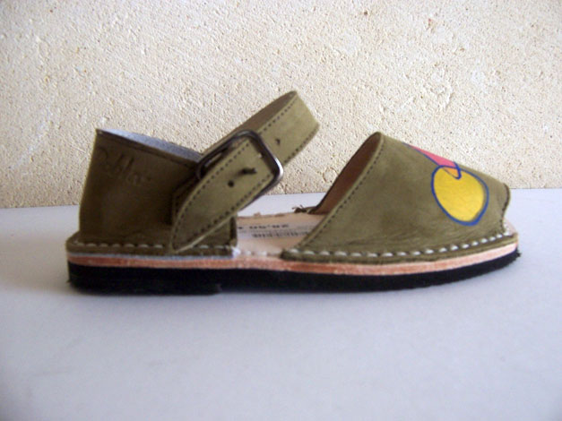 Photo of Friar painted sandals / Olive